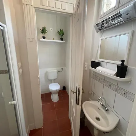 Apartman Lyrius - *