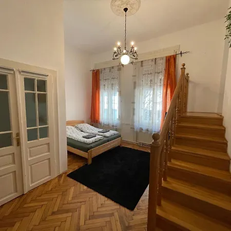 Lyrius - Apartamento *